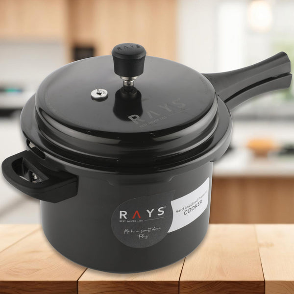 Aluminium Rays Black Beauty Pressure Cookers With Outer (5.5 Litres / 1-Year warranty, ISI Number :- 2347, BIS Number :- CM/L -7600164310