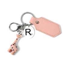 Charming Giraffe Keychain – A Touch of Whimsy for Your Everyday Essentials (1 Pc)
