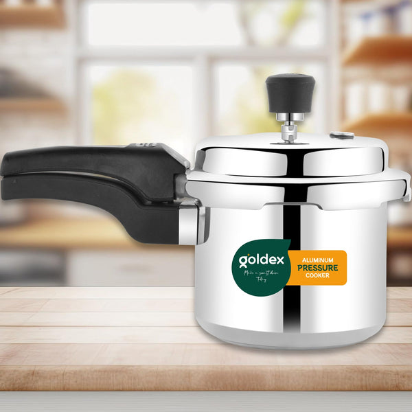 Aluminium Classic Goldex Pressure Cookers With Outer Lid (3 Litres / 5-Year warranty, ISI Number :- 2347, BIS Number :- CM/L -7600164310