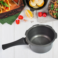 Aluminium Rays Black Beauty Pressure Cookers With Outer Lid (2.5 Litres / 1-Year warranty, ISI Number :- 2347, BIS Number :- CM/L -7600164310