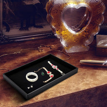 Portable Wide Application Convenient Jewellery Holder Case (1 Pc / 22x15 Cm)