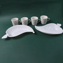 Unibic Ceramic Tea Cups With Plastic Leaf Shape tray / Platter (6 Pcs Set)