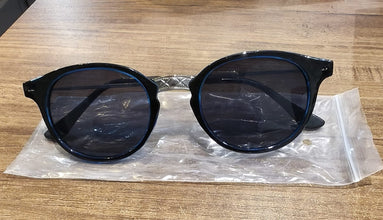 Blue UV Protected Round Sunglasses, classic Sunglasses for Men & Women, Lightweight