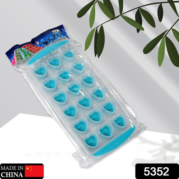 Easy Push Premium -UP ice Tray, With Flexible Silicon Bottom, Heart Shape 18 Cube Trays