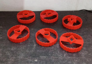 Easter Cookie Cutter Set - Plastic Biscuit Cutting Tools for DIY Baking & Cake Decoration (6-Piece)